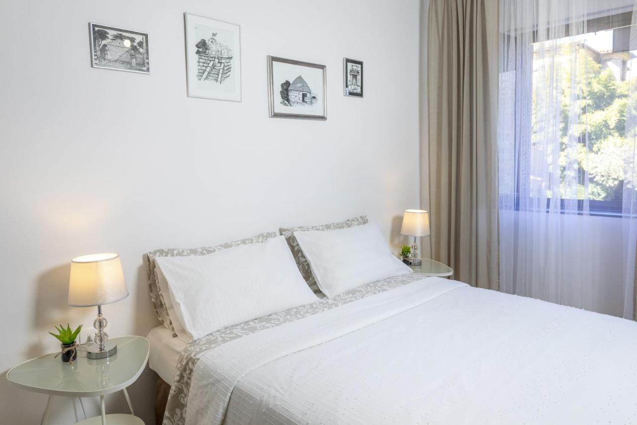 Apartments Mario 2 Pula Extérieur photo